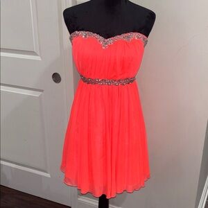 On SALE<< OR BEST OFFER💝✨ My Michelle Strapless Coral Dress with Silver Accents